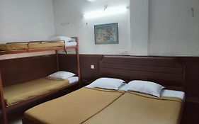 Hotel Maple Regency Kochi